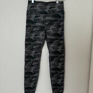 Vuori Camo Leggings